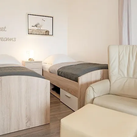 Strandappartements Am Leuchtturmweg Luechttoorn * קלנהוזן